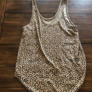 PINK tank top size medium leopard 🐆 pattern